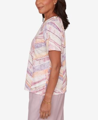 Petite Vintage Charm Chevron Geometric Short-Sleeve T-Shirt