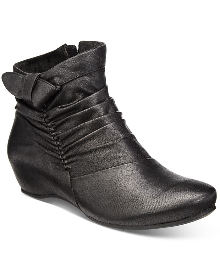 Bare traps sale boots macys