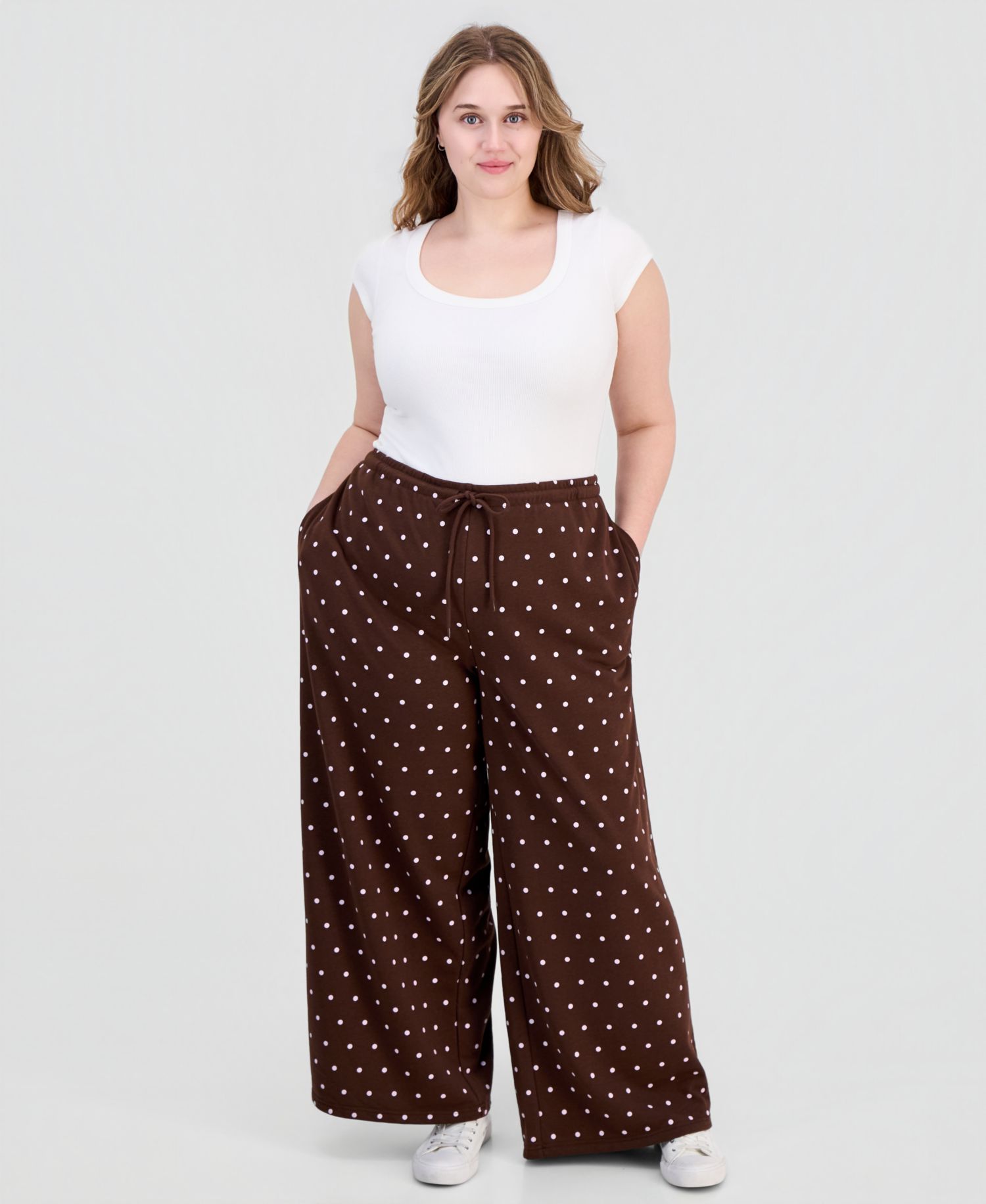 Trendy Plus Size Wide-Leg Drawstring Sweatpants