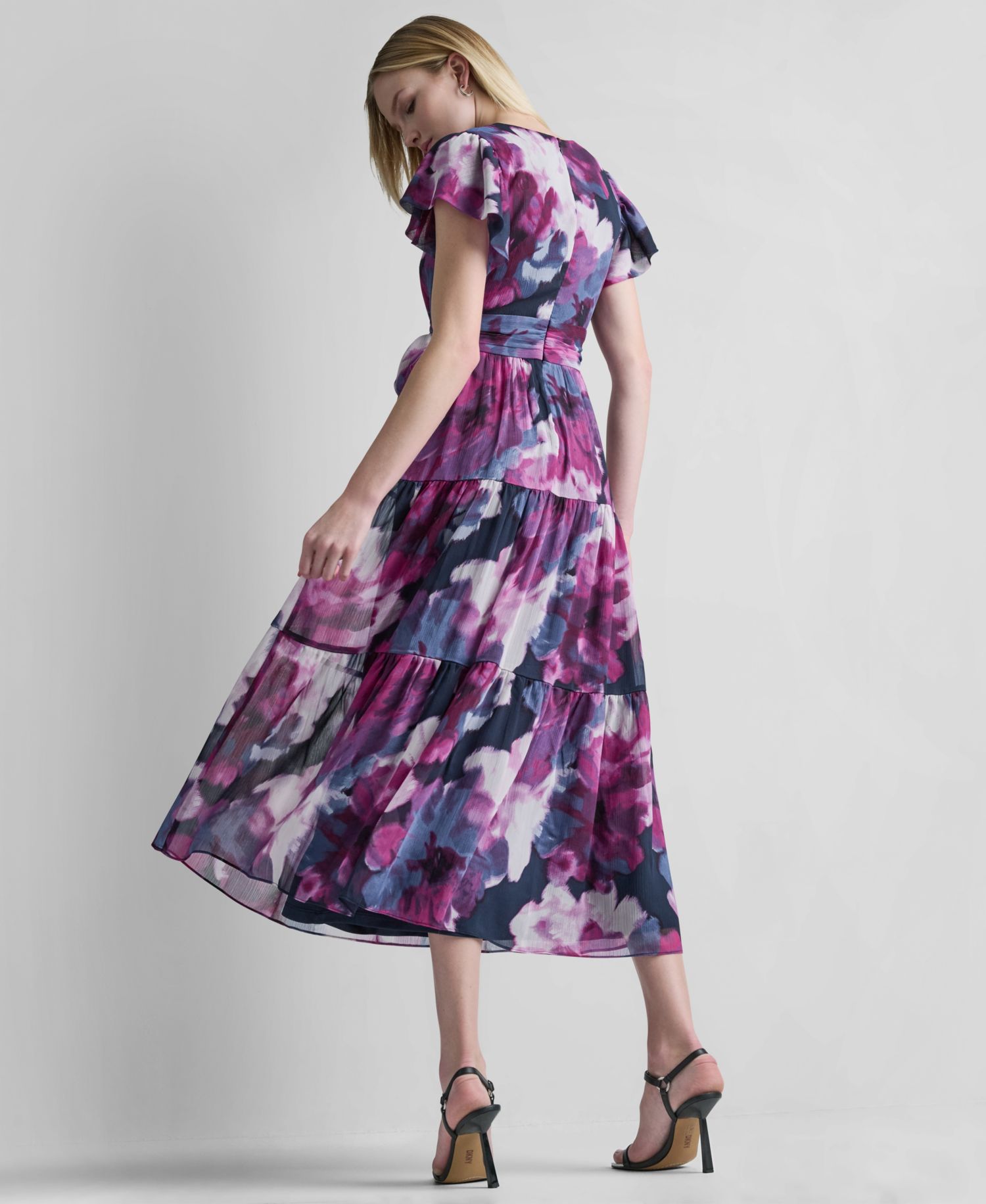 Women's Ruffled V-Neck Tie-Waist Dress