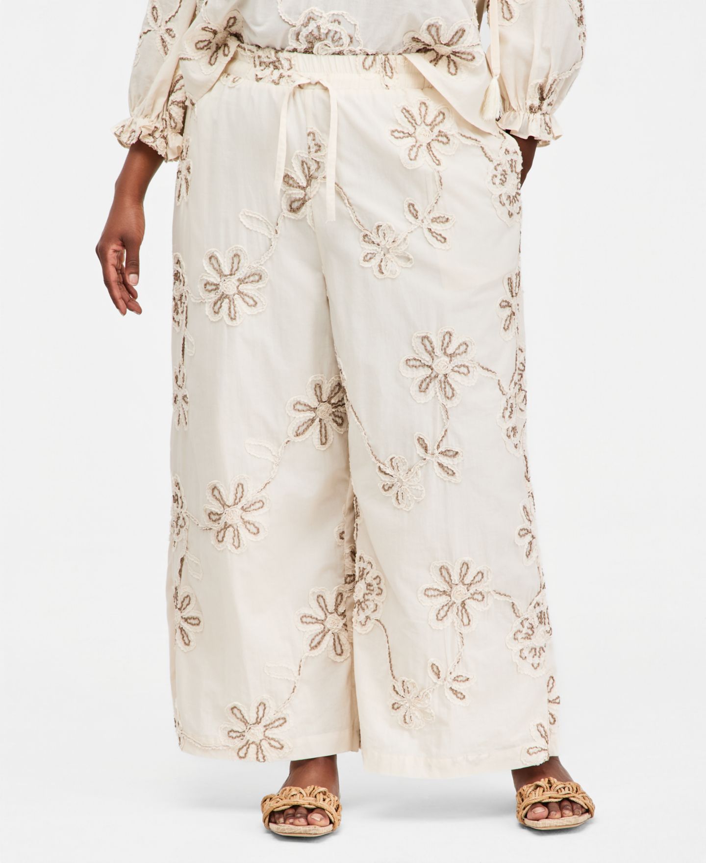 Женские брюки Vince Camuto Plus Size Mid-Rise Wide-Leg Elastic Waistband, цвет: Слоновая кость — фото 3