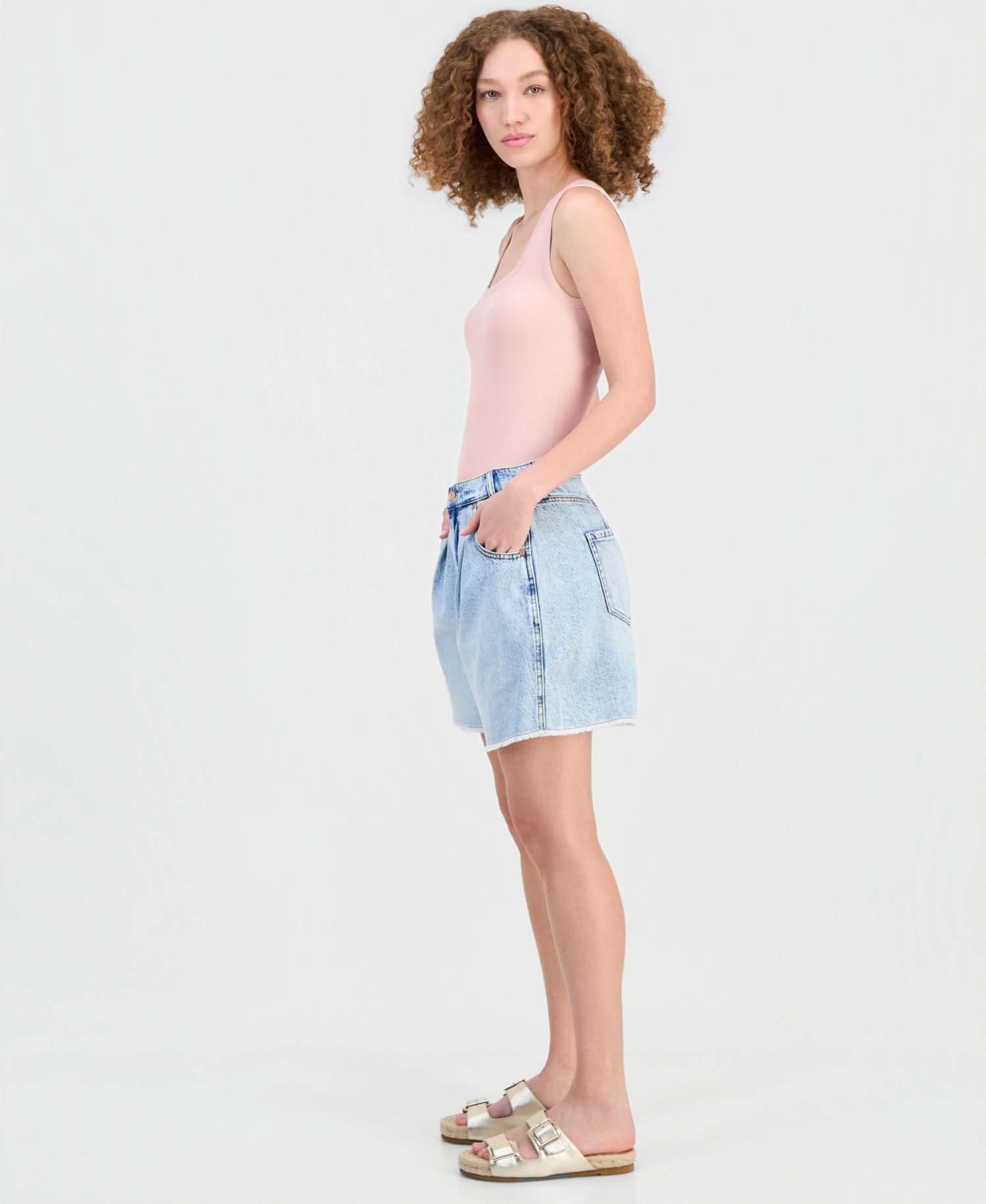 Women's Pleated Denim Shorts