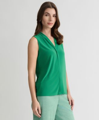 Women's V-Neck Sleeveless Top