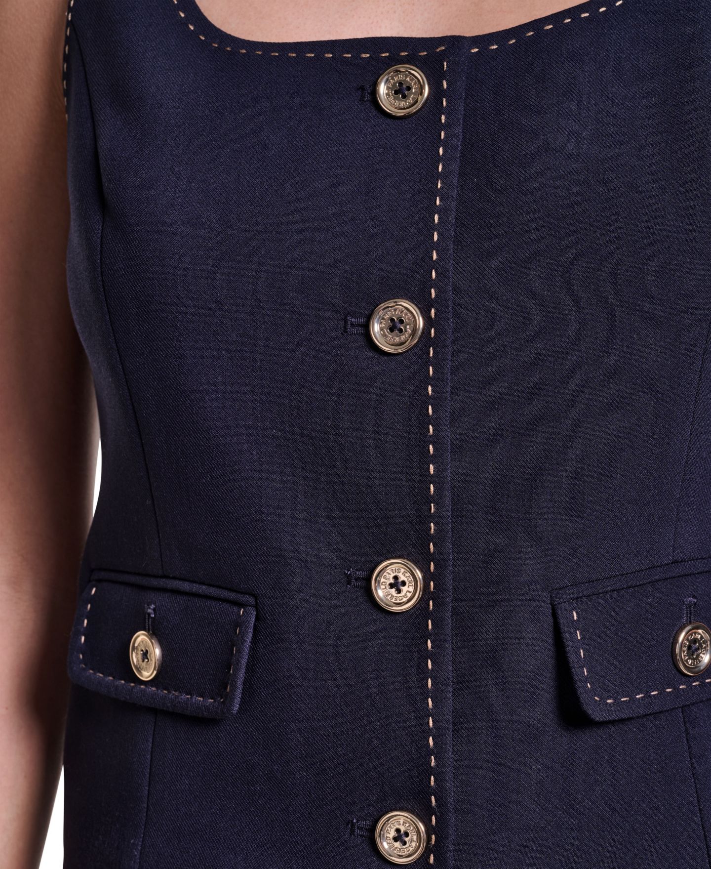 Женский жилет KARL LAGERFELD PARIS Contrast Stitch Round Neck Cropped Vest, цвет: Полуночный тёмно-синий — фото 6