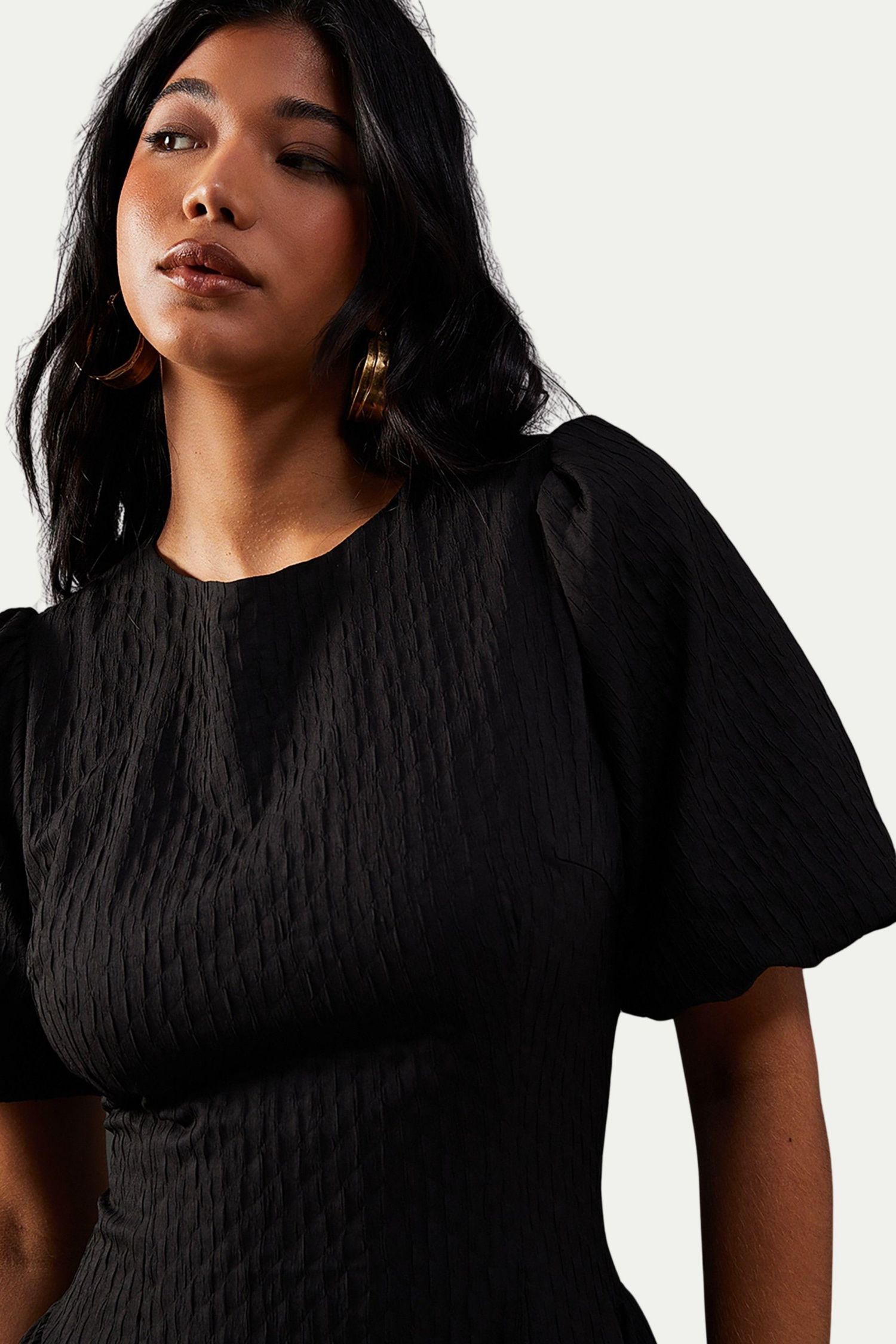 Women's Seersucker Puff Sleeve Midi Dress