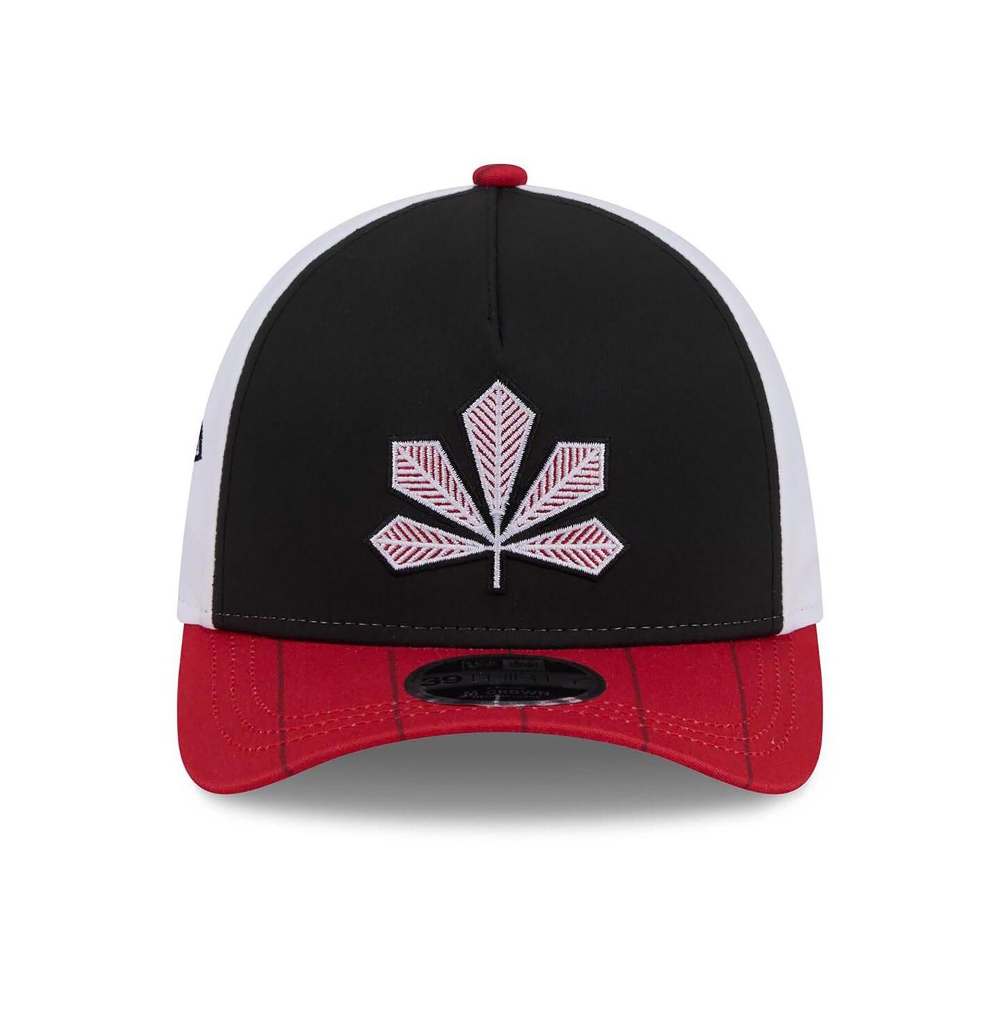 Мужская кепка New Era Black/Red Cincinnati Reds 2026 City Connect M-Crown A-Frame 39THIRTY Flex Hat — фото 2