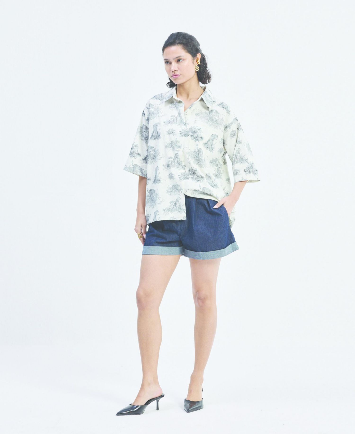 Women's Oversized High-Low Shirt in Animal print