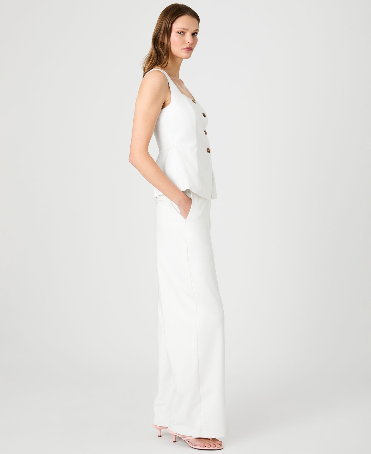Women's Twill High-Rise Relaxed Ankle Trousers