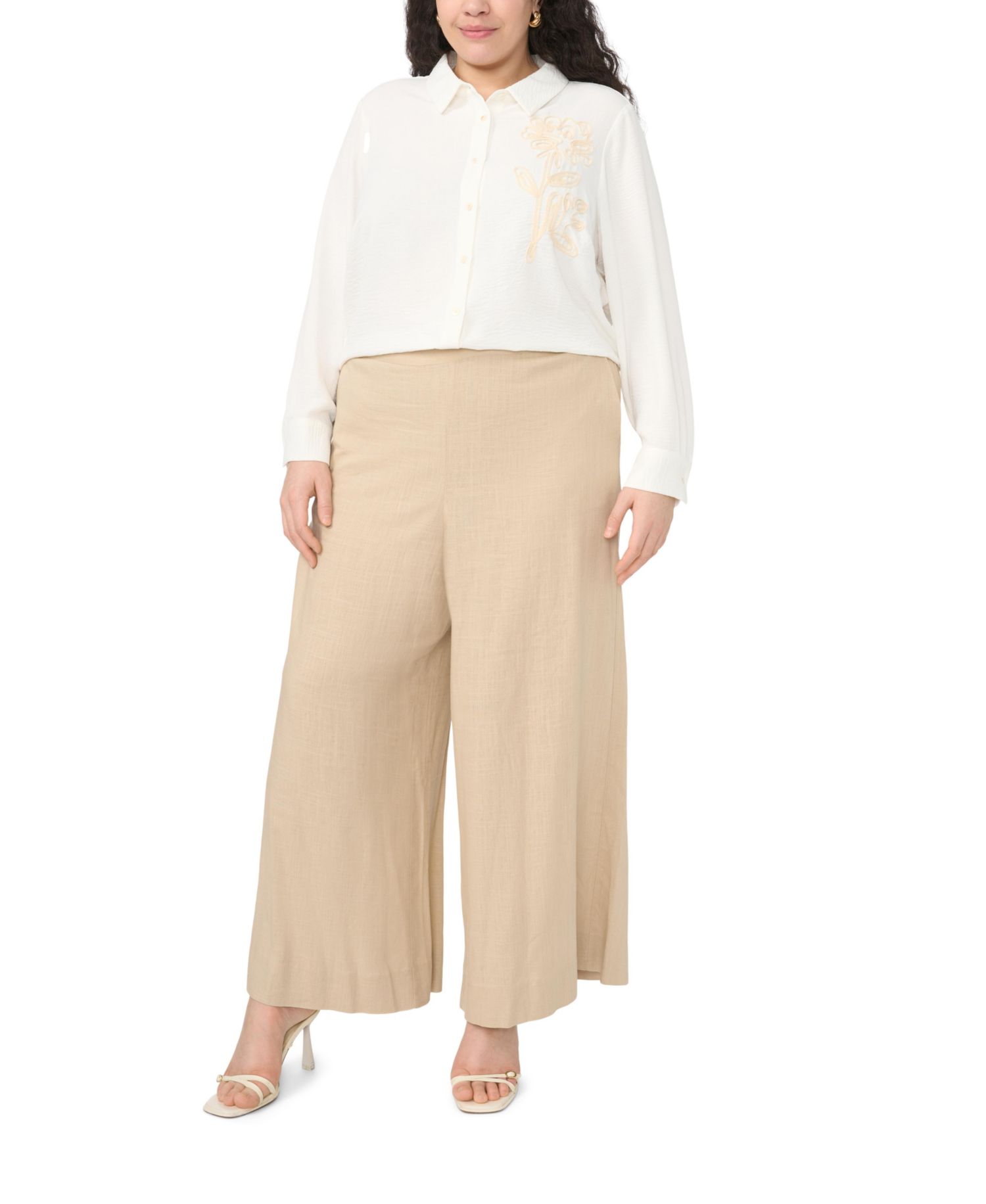 Plus Size Button-Down Tunic Flower Applique Blouse