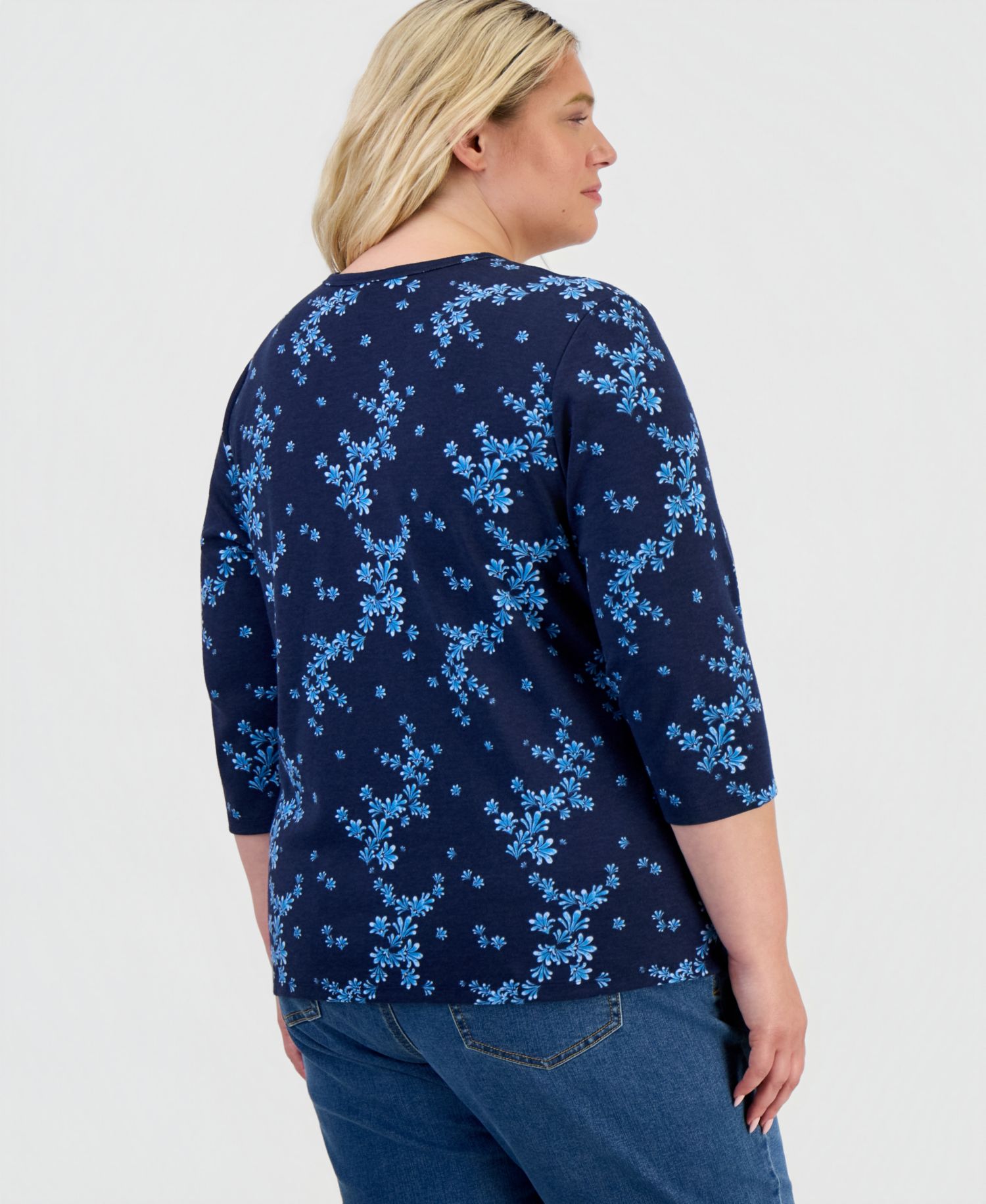 Plus Size Printed 3/4-Sleeve V-Neck Top