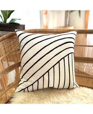 Lines Sadza Pillow