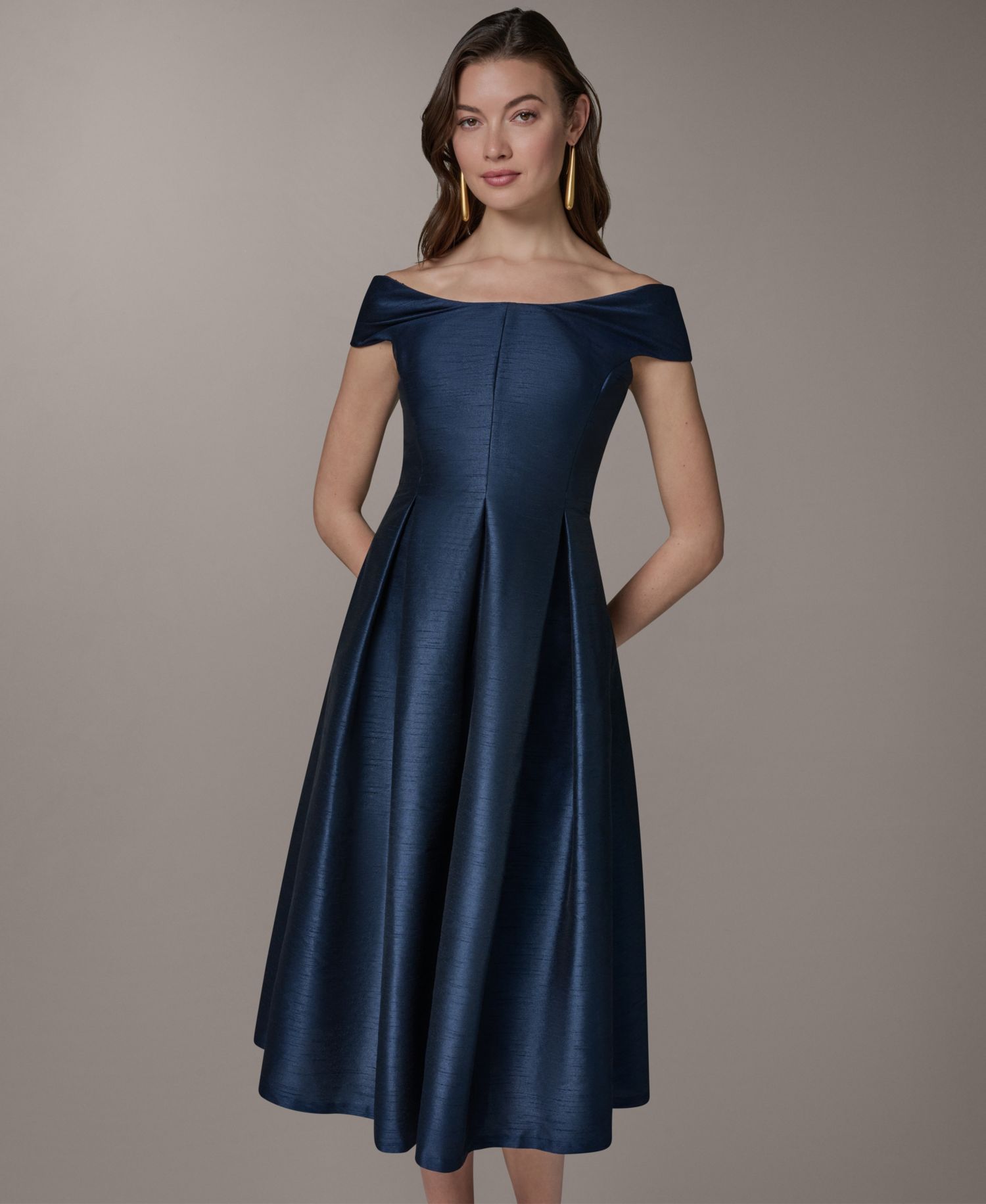 Women's Off-Shoulder Scoop Neck Jacquard Fit & Flare Midi Dress