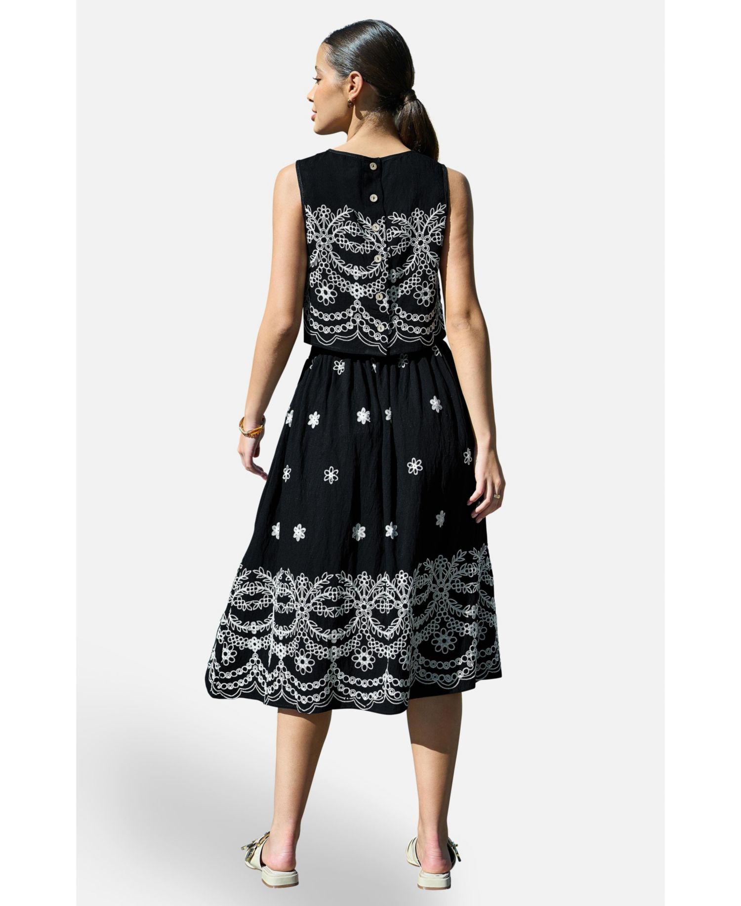 Women's Embroidered Midi Skirt