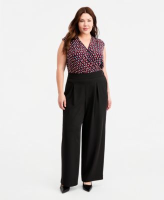 Plus Size Pleat-Front Wide Leg Pants