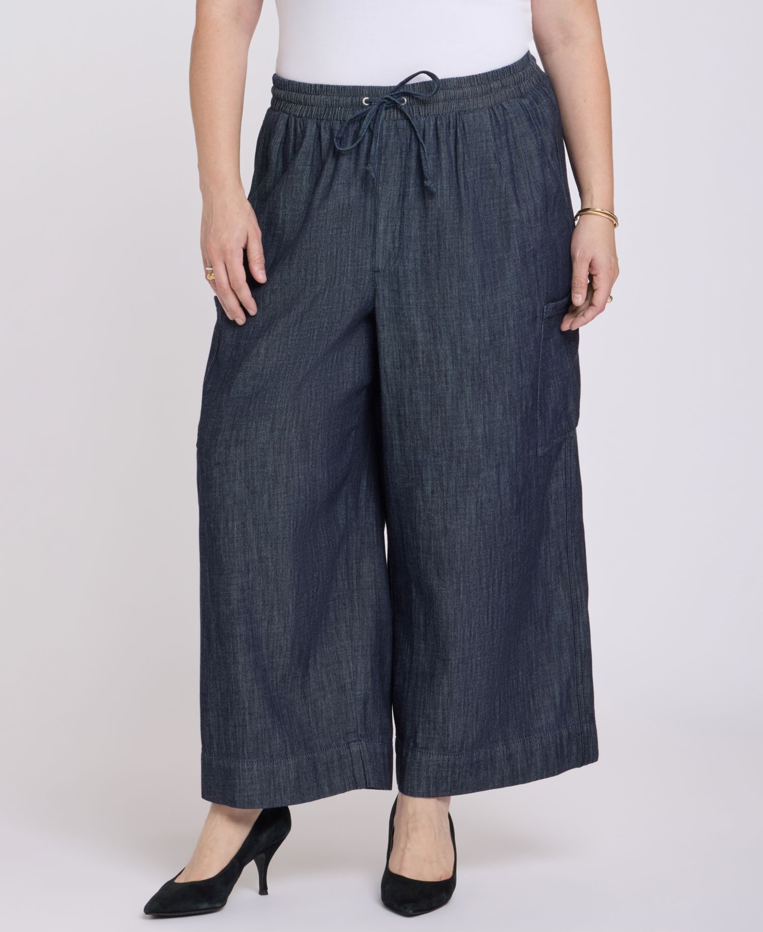 Plus Size Whitney Pull-On Cargo Crop Pants