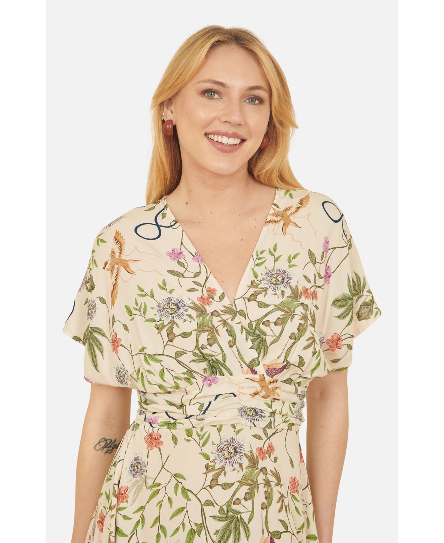 Women's Short Sleeve V-Neck Ruched Midi Dress