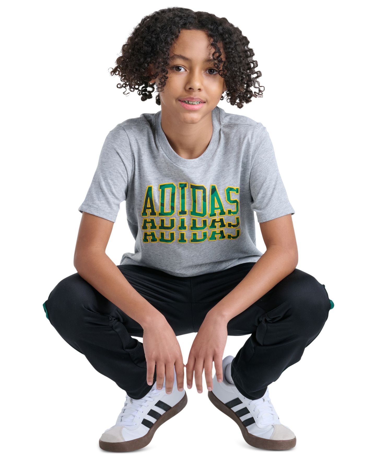 Футболка adidas Short-Sleeve T-Shirt для мальчиков, цвет: Средний серый меланжевый — фото 2