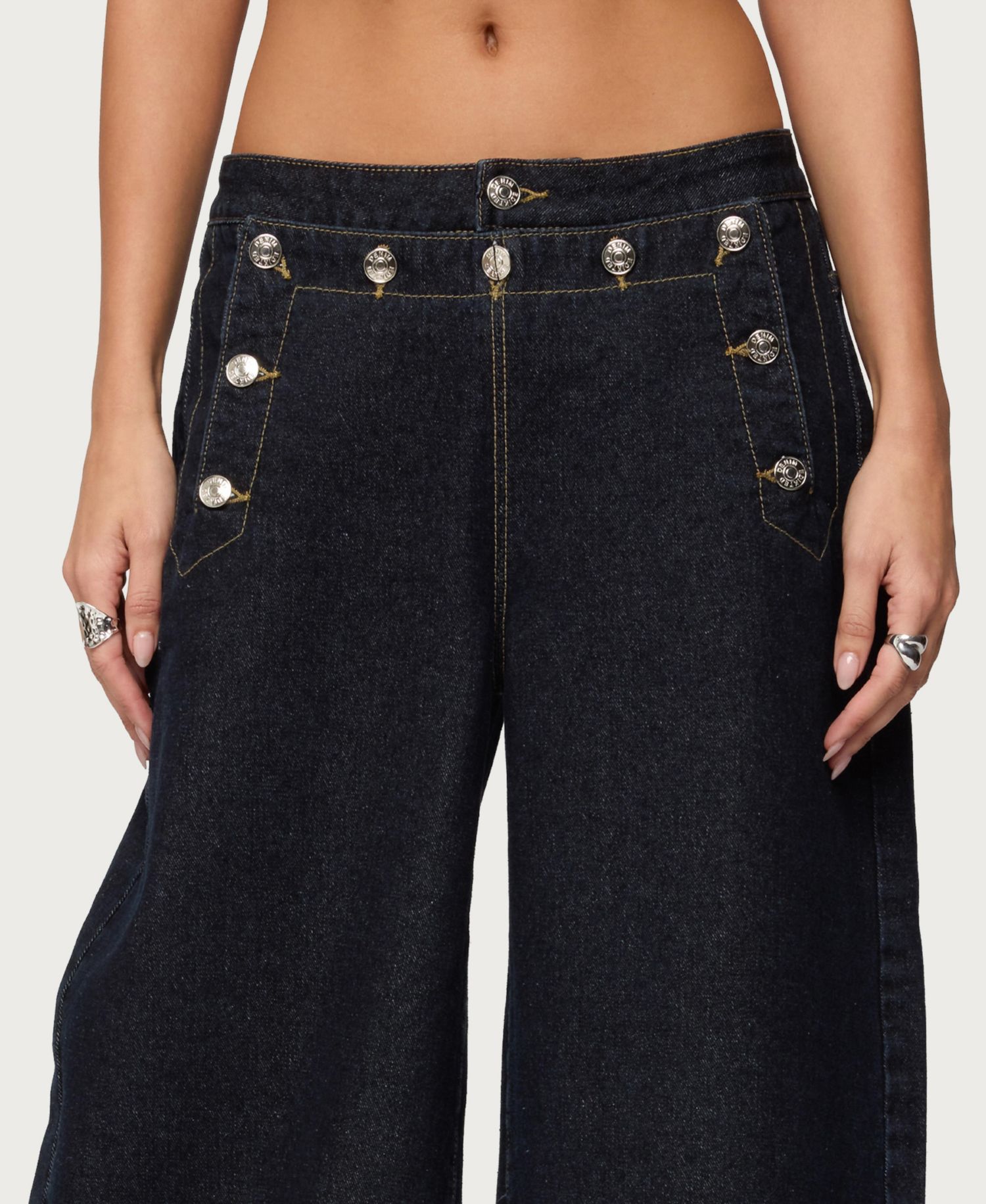 Women's Frida Buttoned Low Rise Baggy Jeans