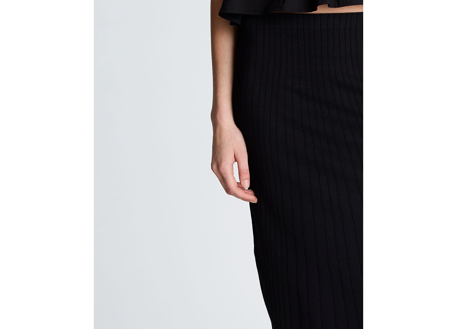 Women's Pull-On Midi Skirt