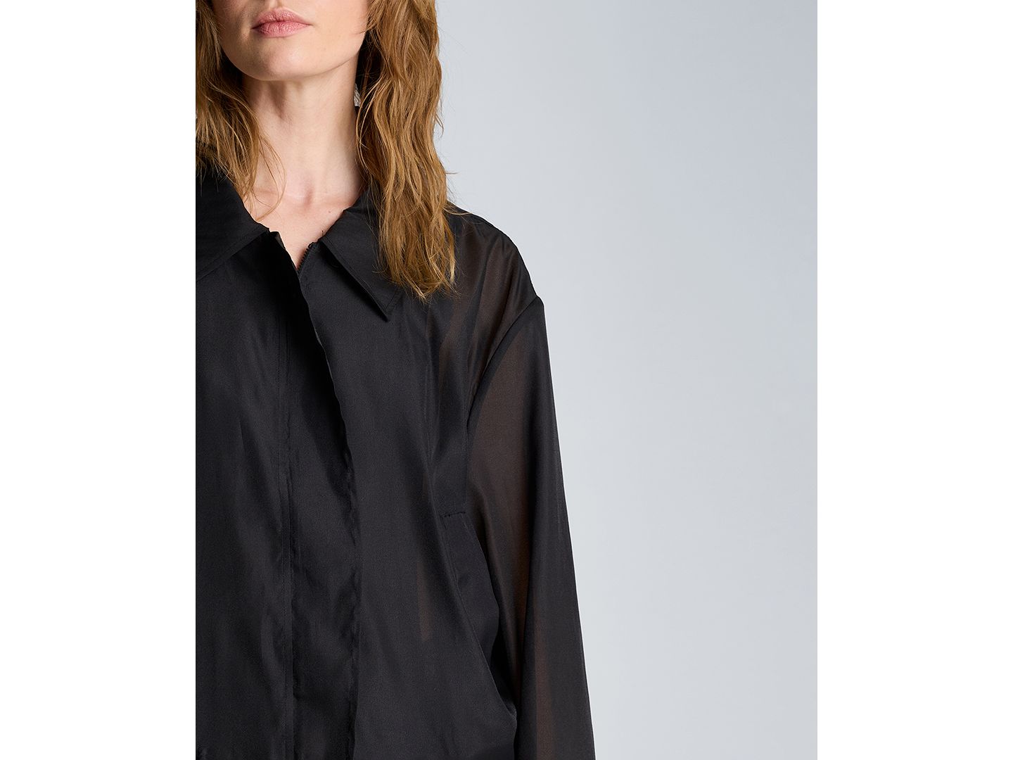 Женская куртка Kenneth Cole Collared Neck Sheer Bomber, цвет: Чёрный — фото 4