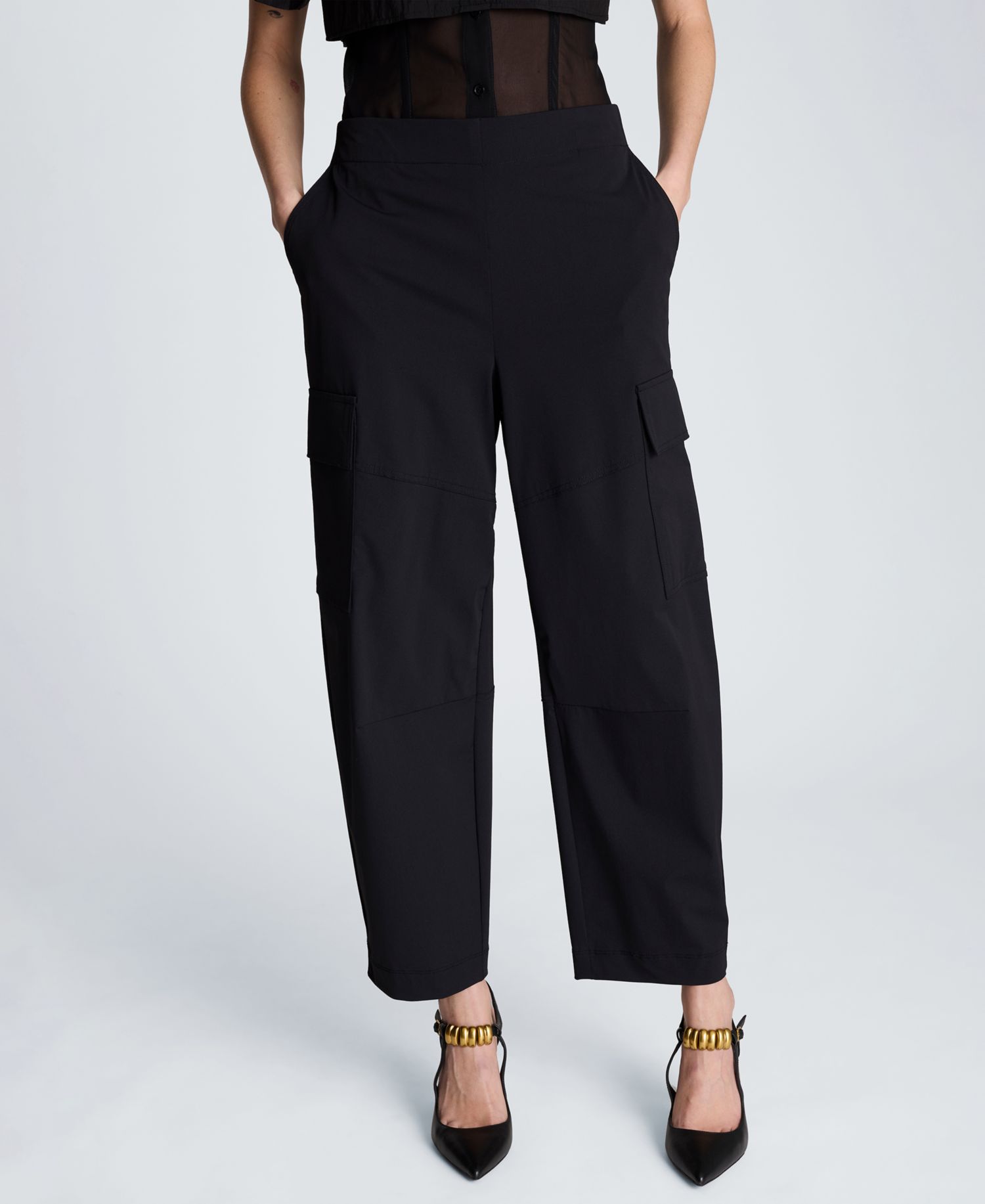 Women's Barrel Leg Cargo Pants