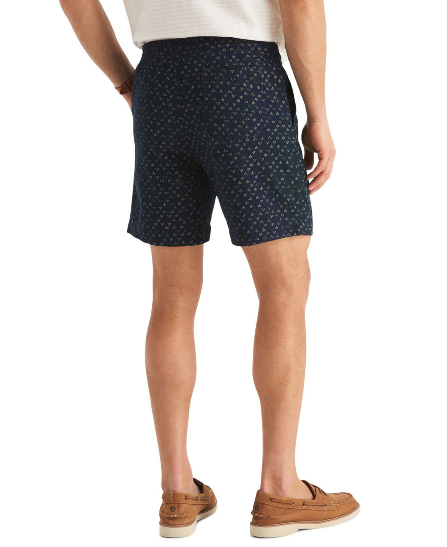 Men's 7" Leaf Print Pull-On Shorts
