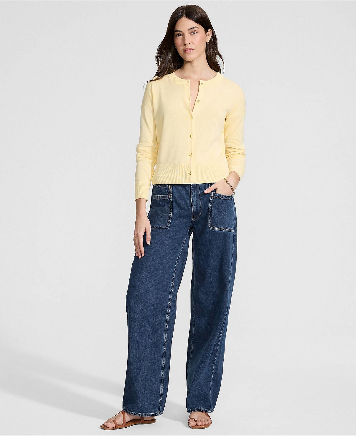 Lands' End Petite Lightweight Denim High Rise Relaxed Straight Pull On Pocket Jeans view 4 — MAYCSS fashion products