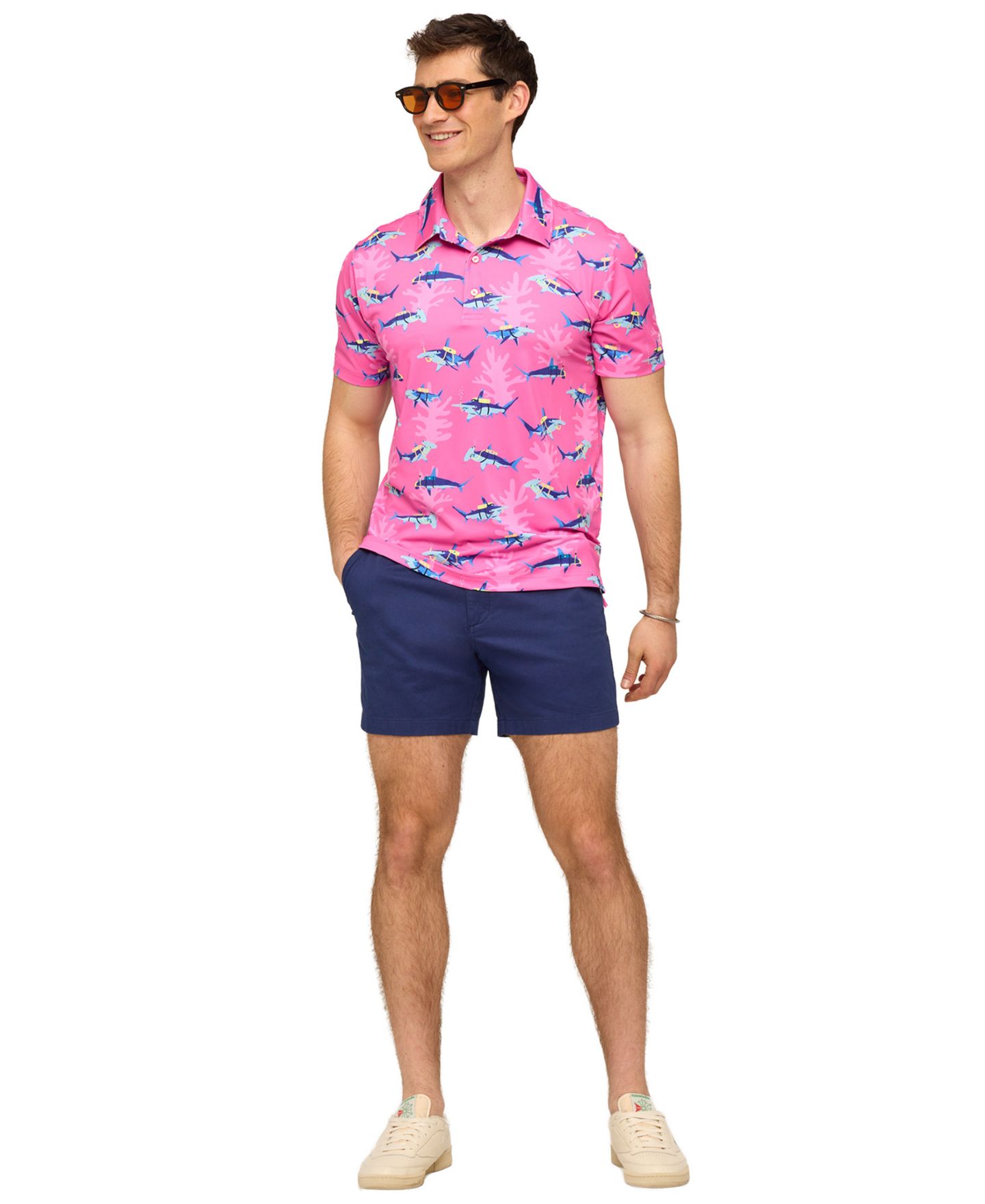 Мужское поло Chubbies Great Pink Shark Short-Sleeve Polo Shirt, цвет: Яркий розовый — фото 2