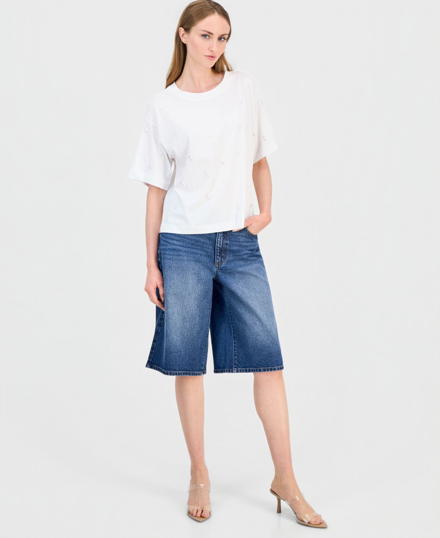 Women's Imitation Pearl Embellished Short Sleeve T-Shirt