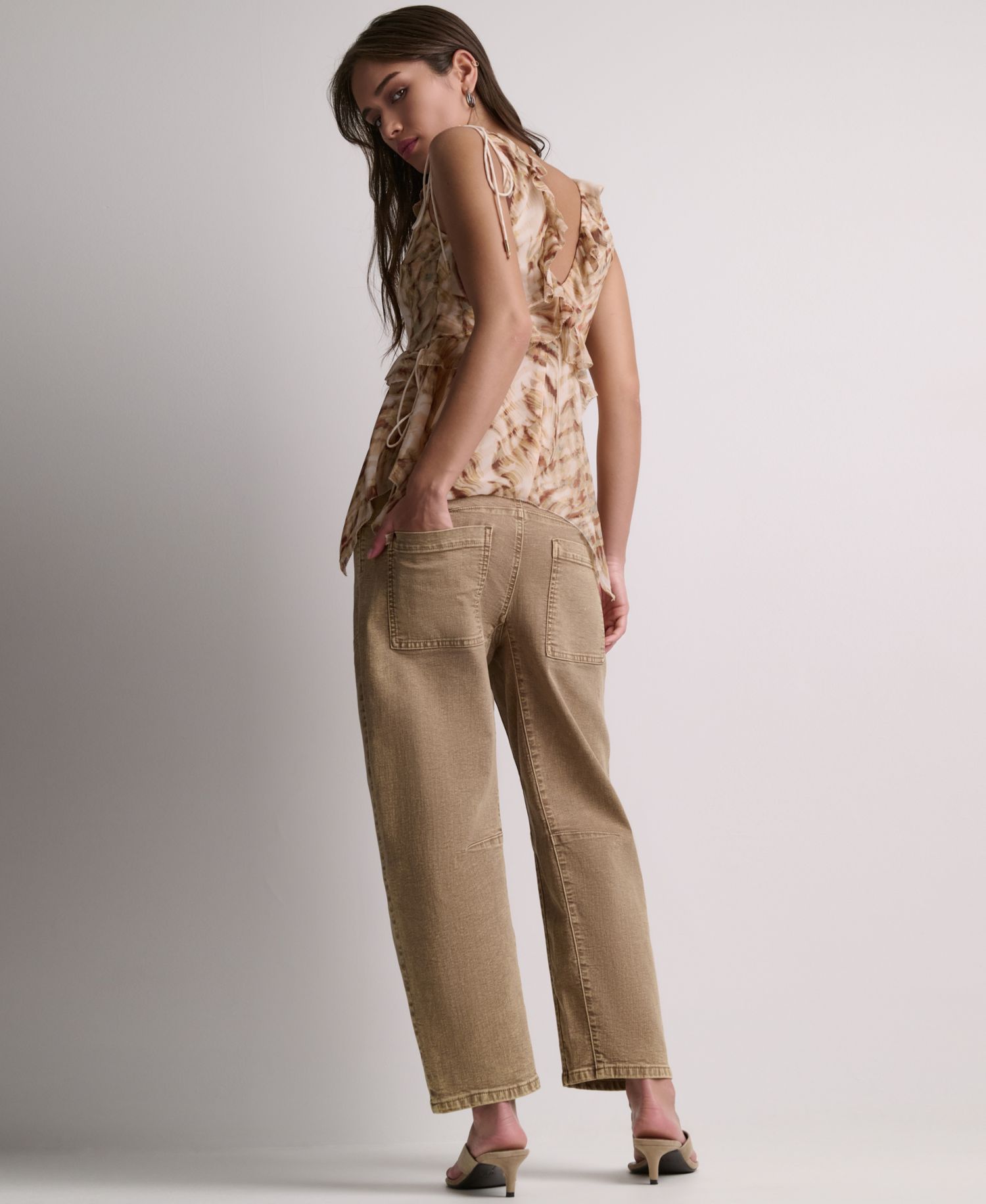 Women's Mid-Rise Barrel Leg Pants