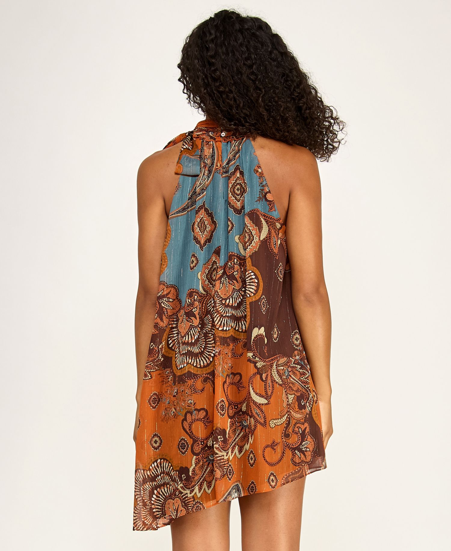 Juniors' Mock Neck Paisley Print Short Dress