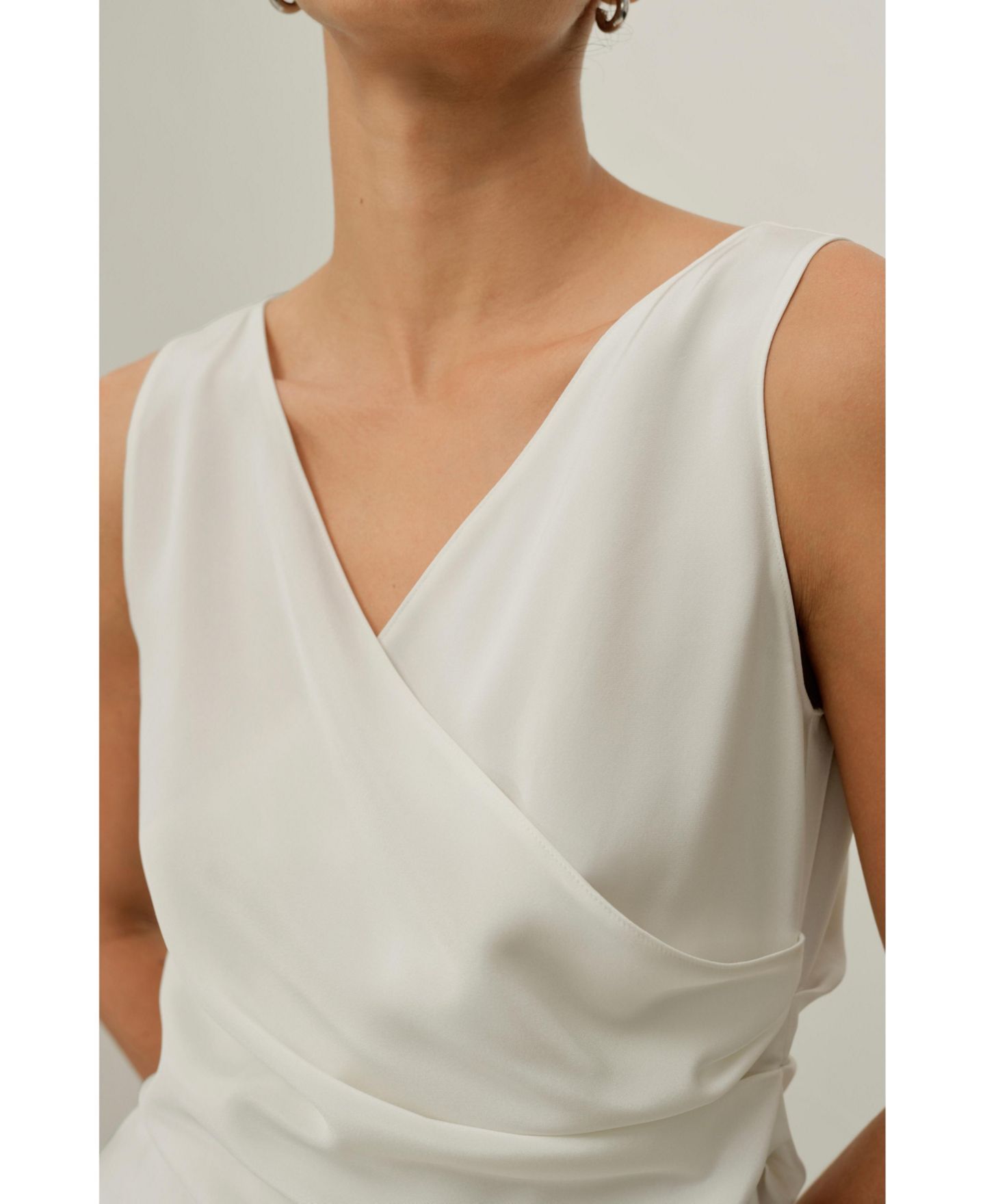 Женский топ LILYSILK Elise V-Neck, цвет: Натуральный белый — фото 5