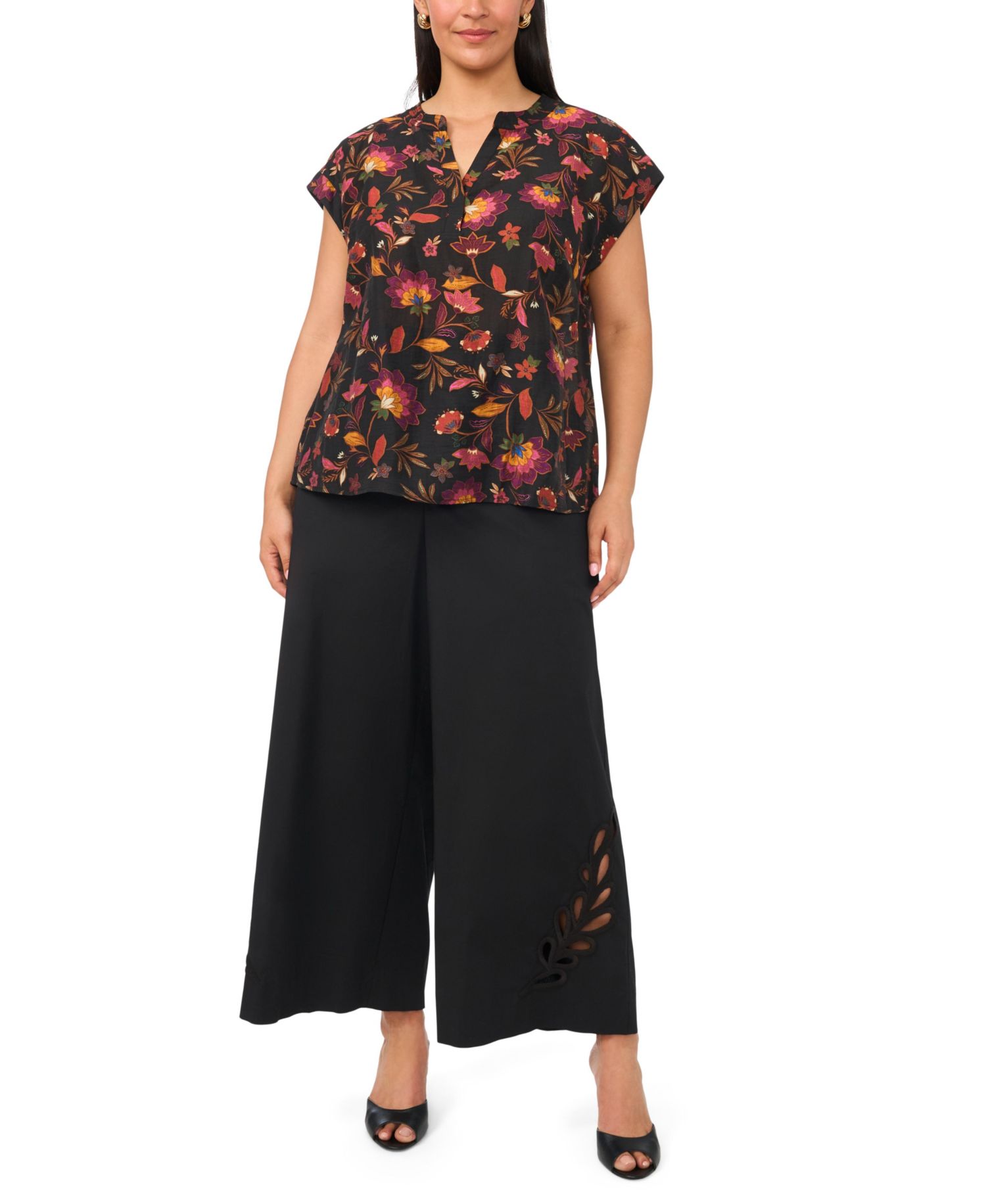 Plus Size Printed V-Neck Short-Sleeve Blouse