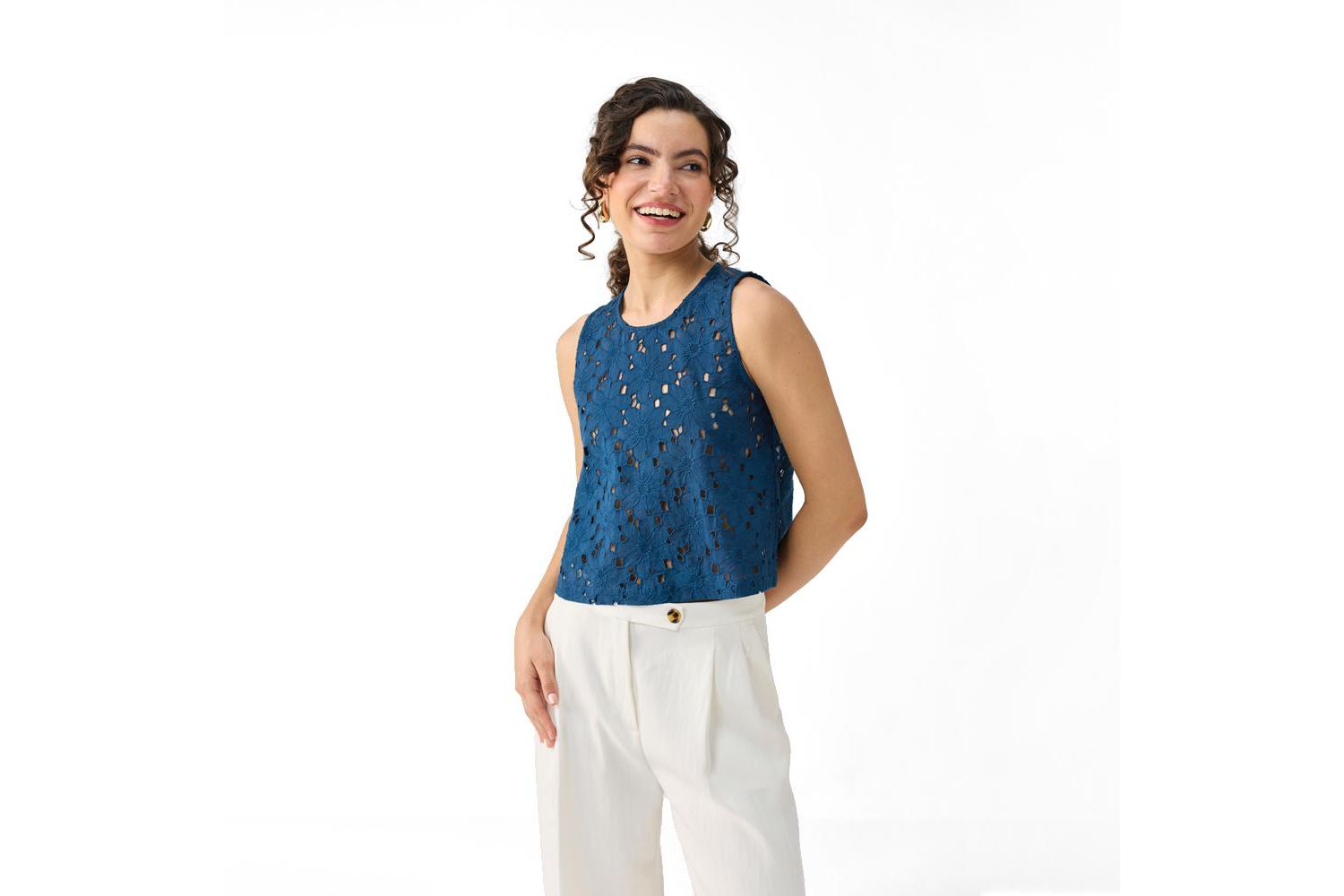 Women's Embroidered Sleeveless Button-Back Top