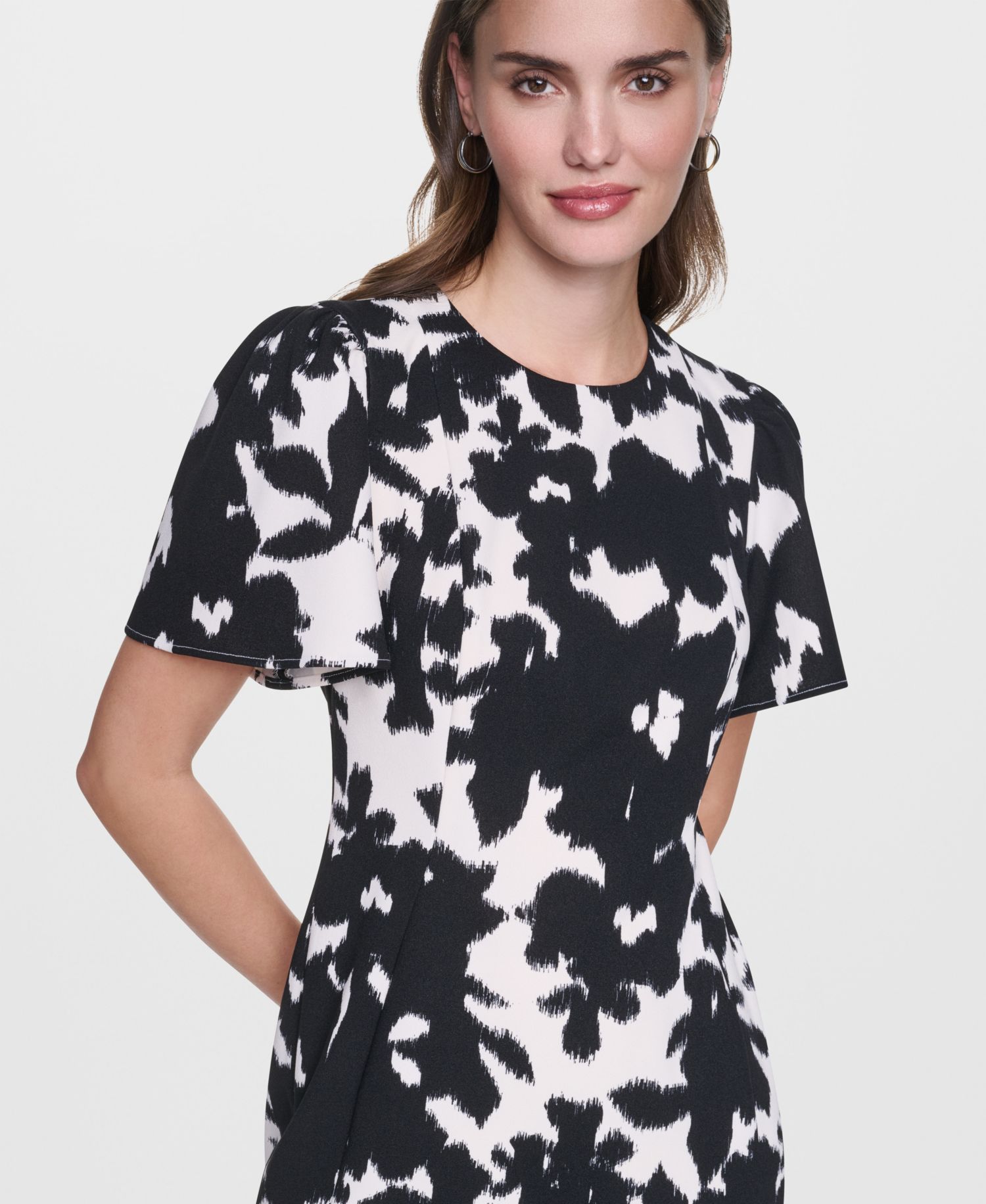 Women's Flutter-Sleeve Printed Dress