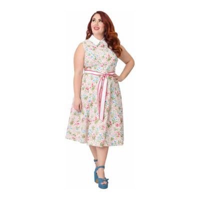 Plus Size Sleeveless Dress