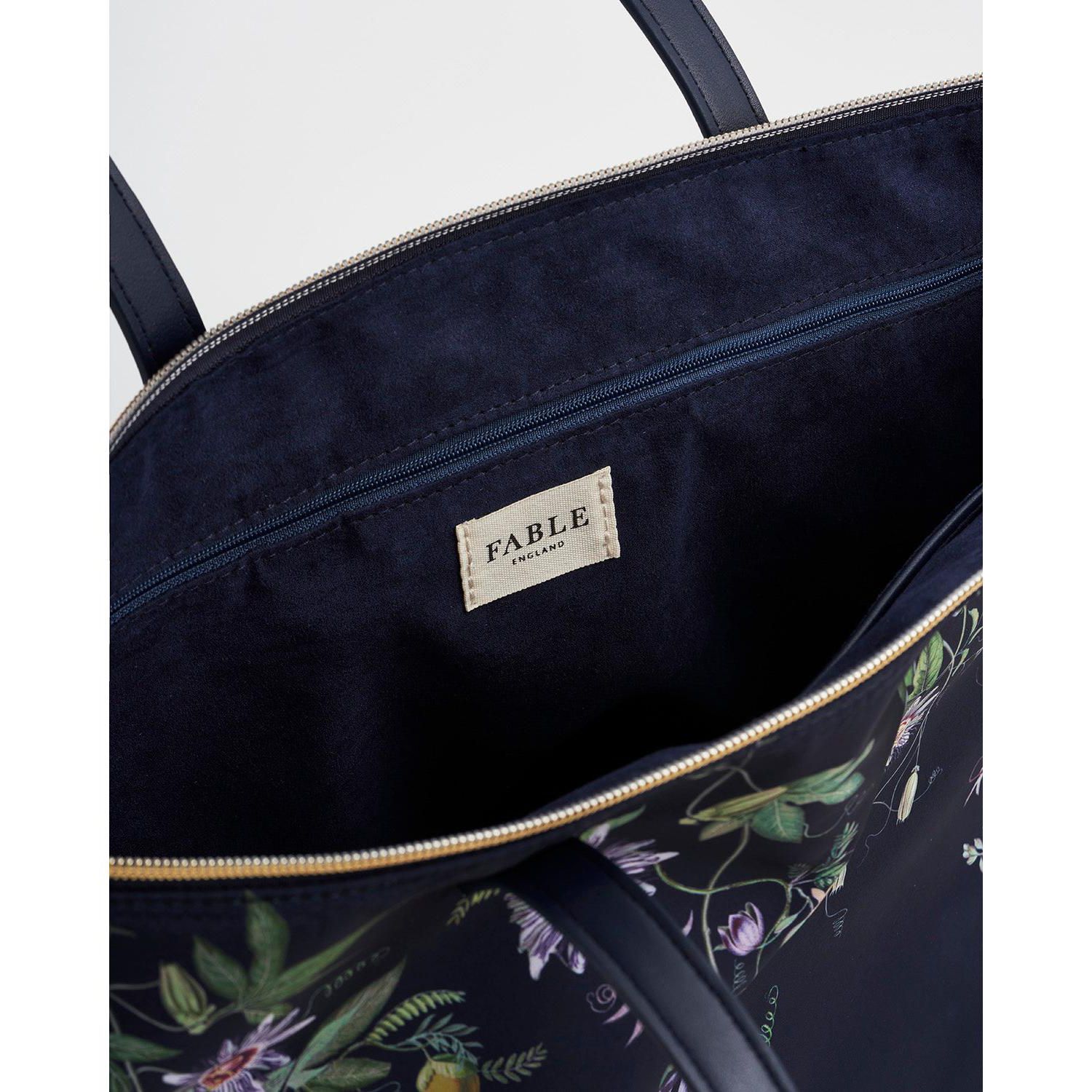 Women's Passion Flower Printed Grab Tote