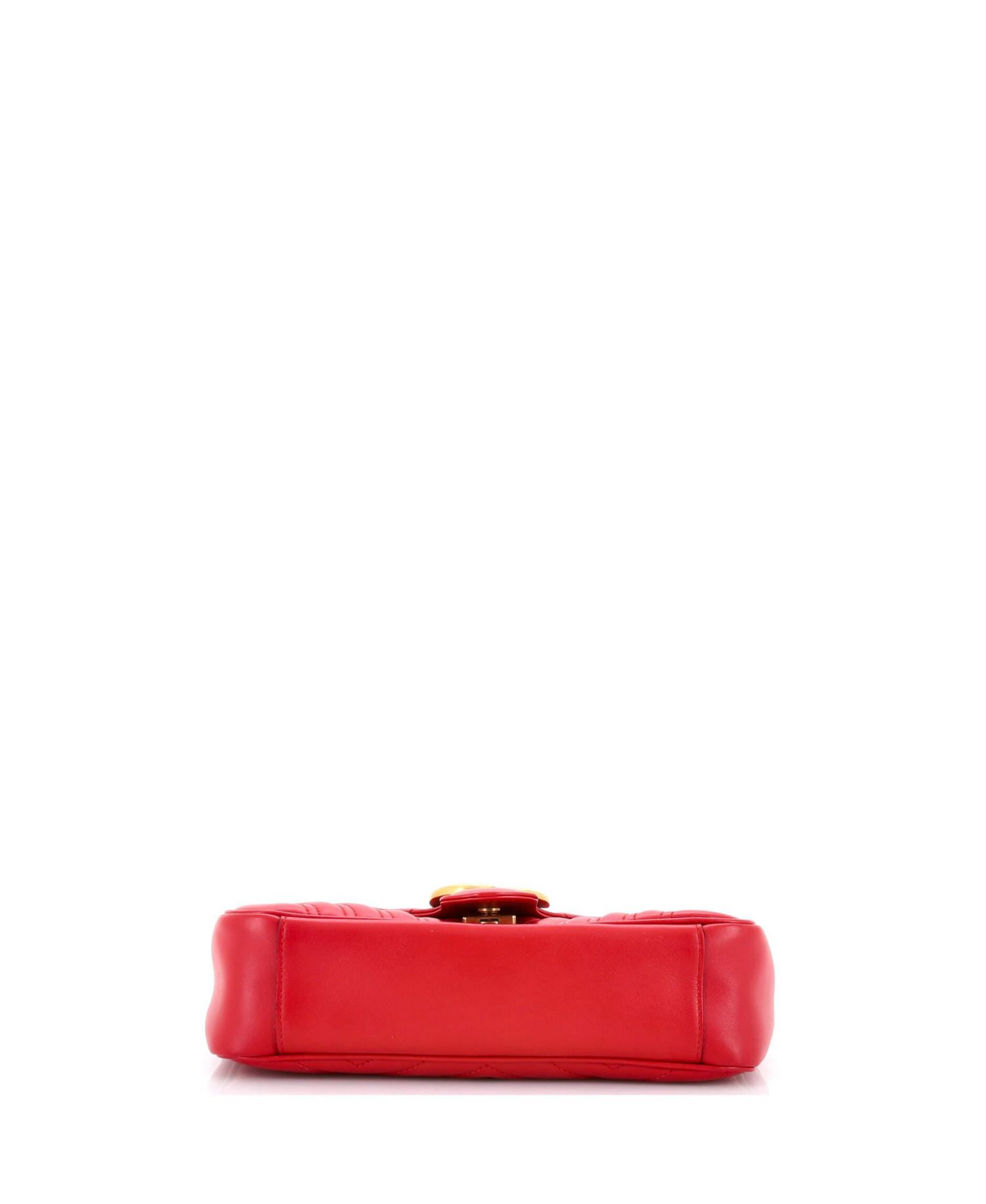 Medium GG Marmont Flap Bag Matelasse Leather
