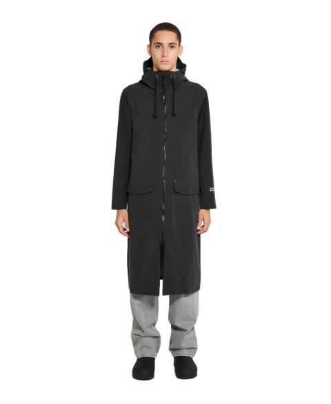 Мужские куртки Stutterheim Stockholm Long Patch Straight Fit Waterproof Hooded Raincoat, цвет: Чёрный