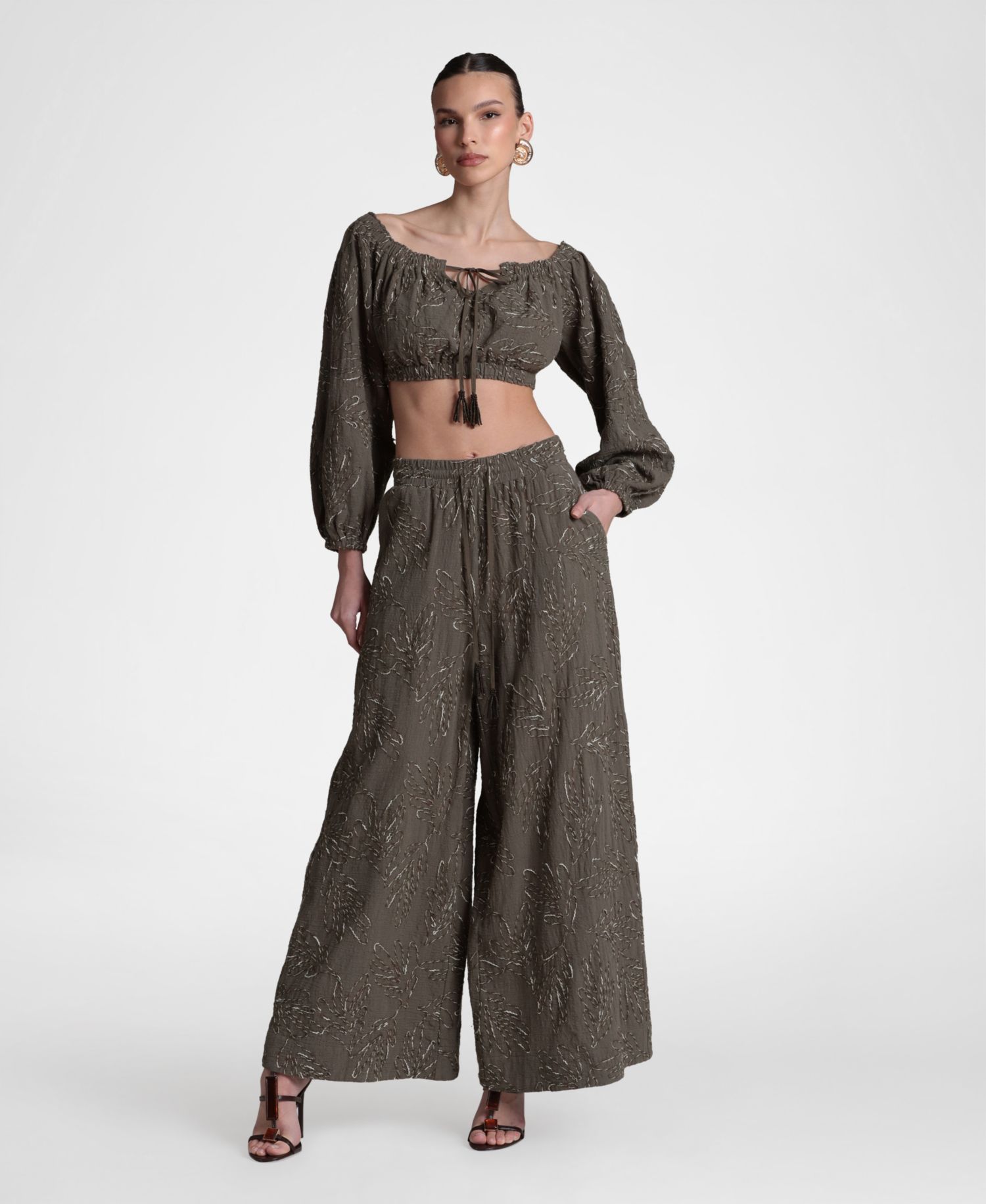 Women's Long-Sleeve Crop Top