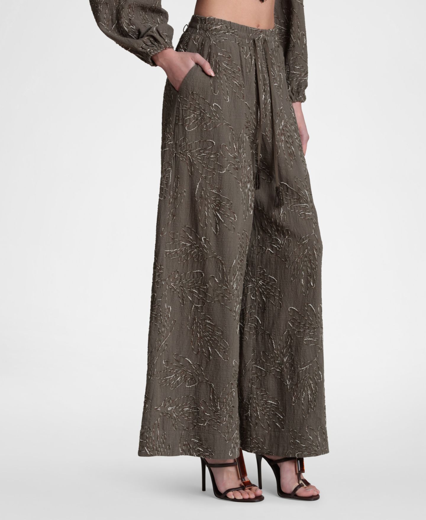 Женские брюки Avec Les Filles Extreme Wide-Leg Palazzo, цвет: Оливковый — фото 6