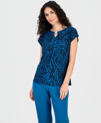 Women's Printed Diamond-Neck Blouse 