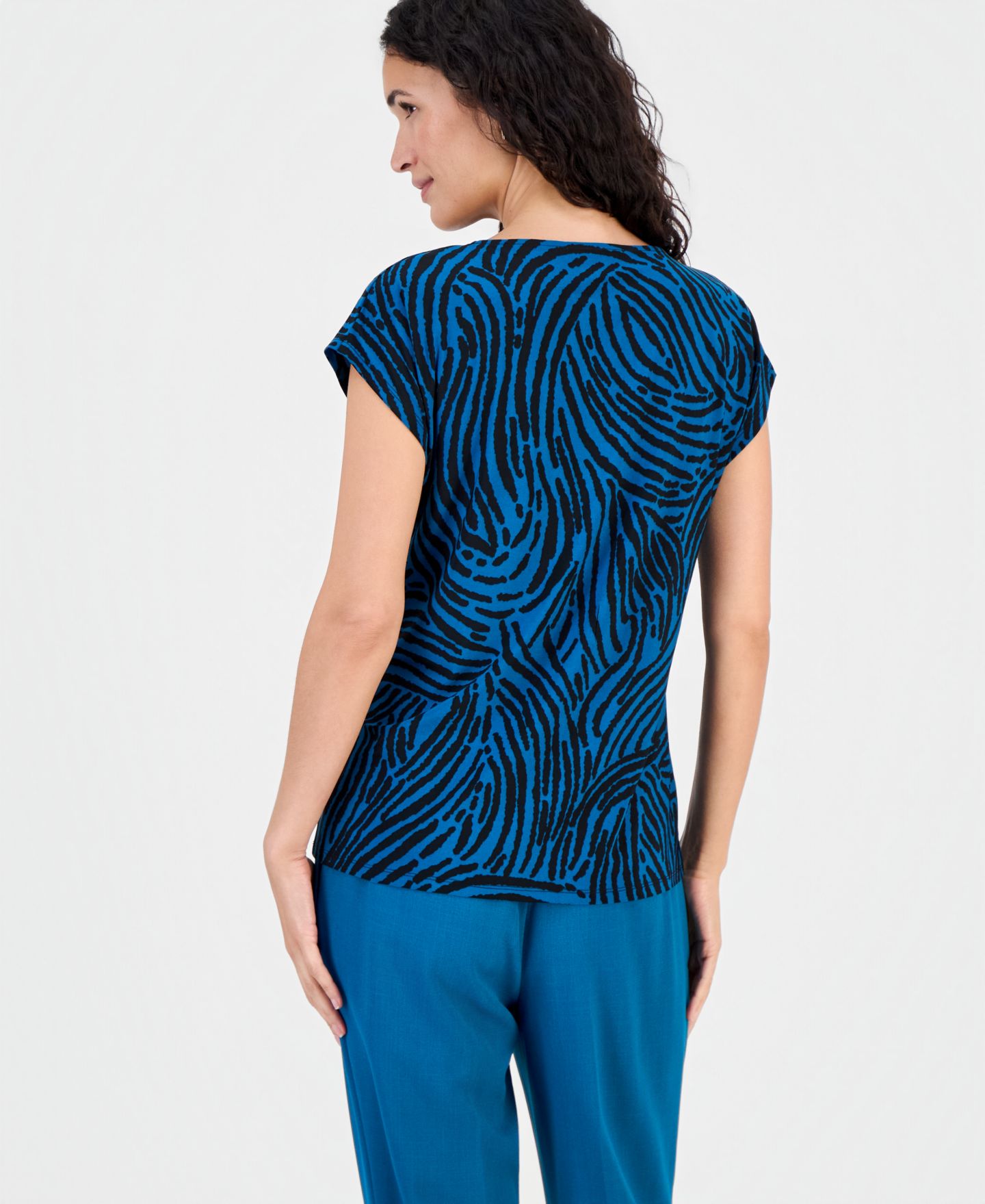 Женская блузка Kasper Printed Diamond-Neck Blouse, цвет: Разноцветный — фото 4