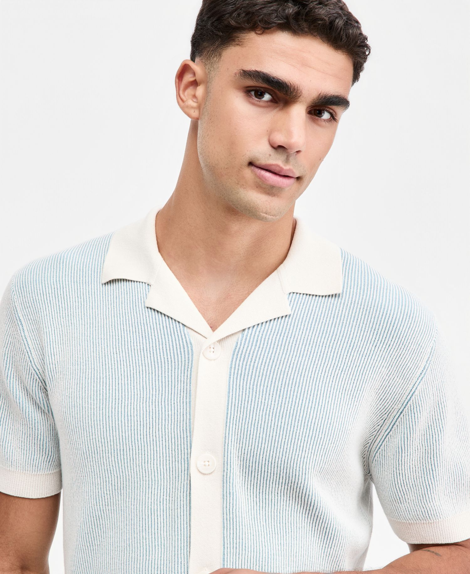 Men's Plaited Short-Sleeve Camp Shirt
