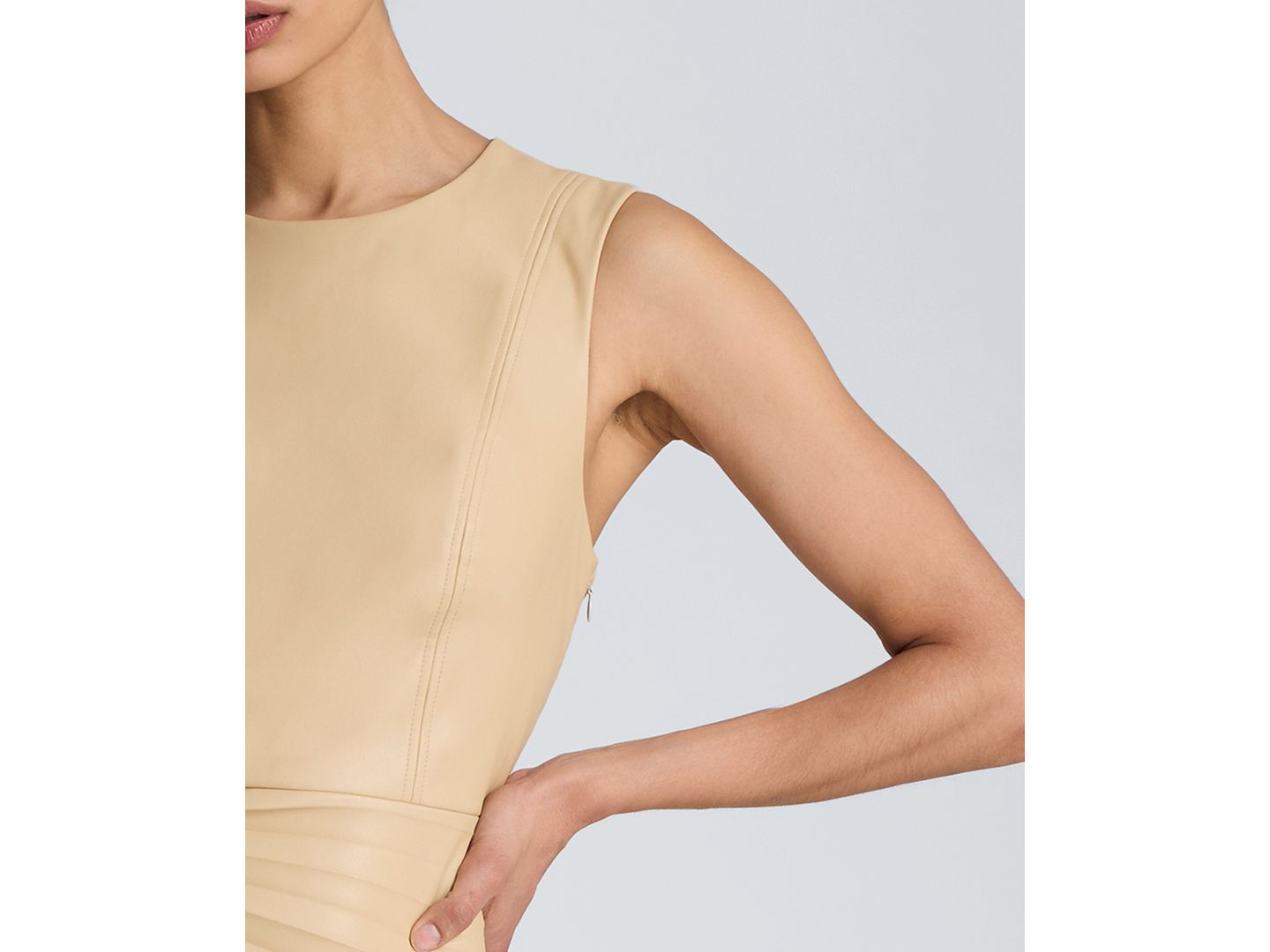 Женское платье Kenneth Cole Sunburst Pleated Midi, цвет: Biscotti — фото 4