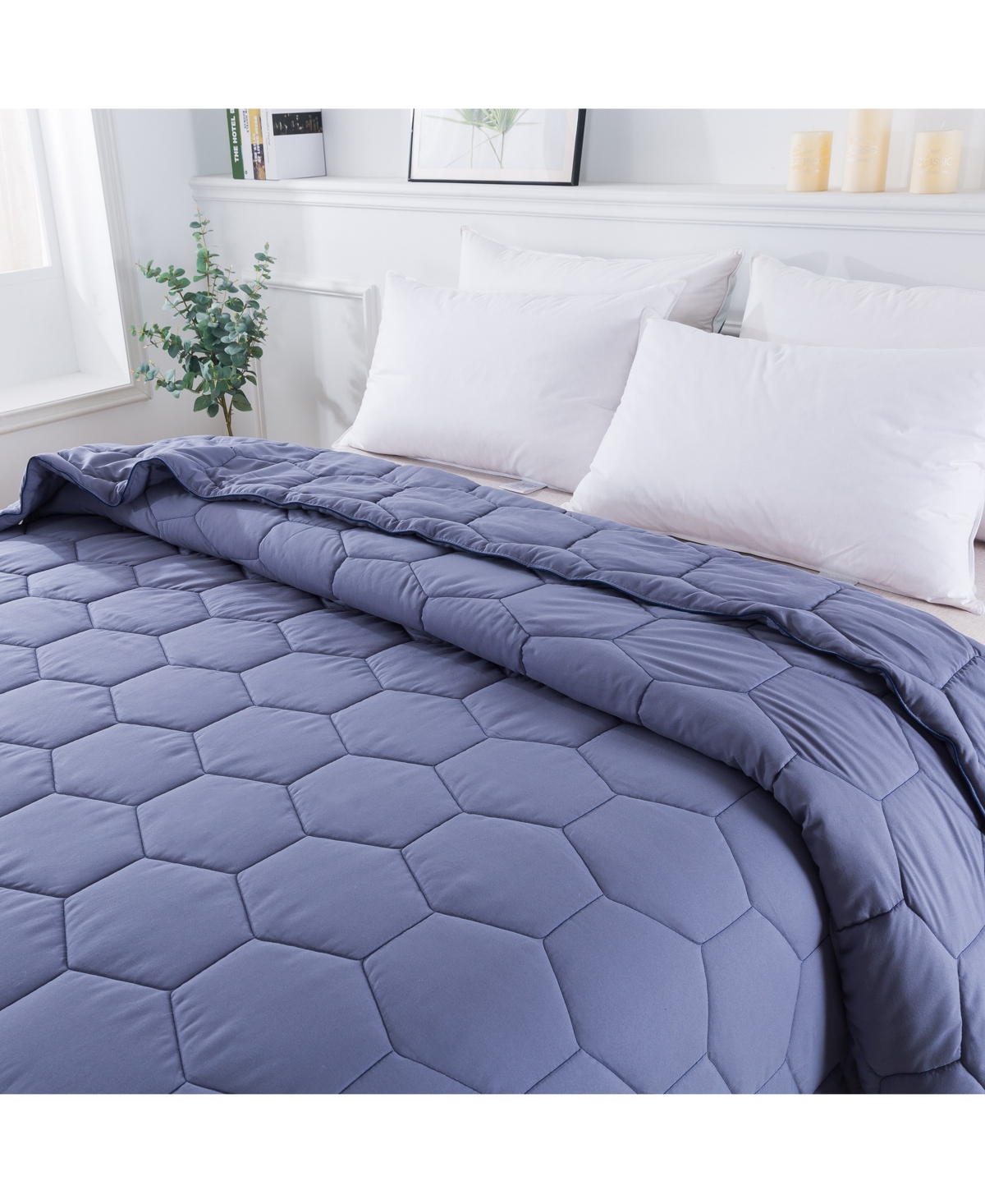 St. James Home Honeycomb Down Alternative Contrast Trim Blanket