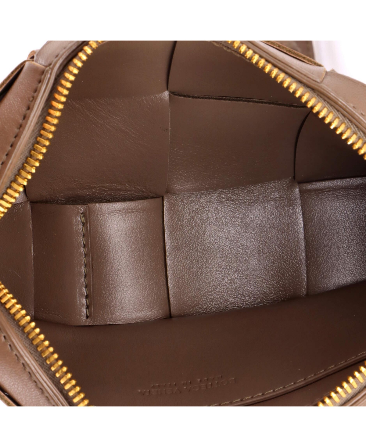 Pre-Owned Bottega Veneta Small Brick Cassette Shoulder Bag Maxi Intrecciato Leather