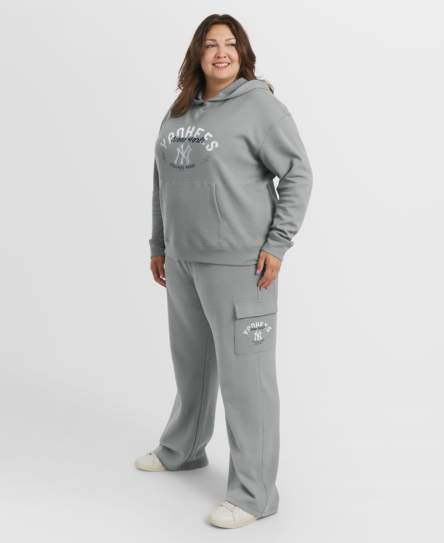 Женский комплект WEAR by Erin Andrews Gray New York Yankees Plus Size Waffle-Knit Long-Sleeve Hoodie Lounge Pant Set — фото 5