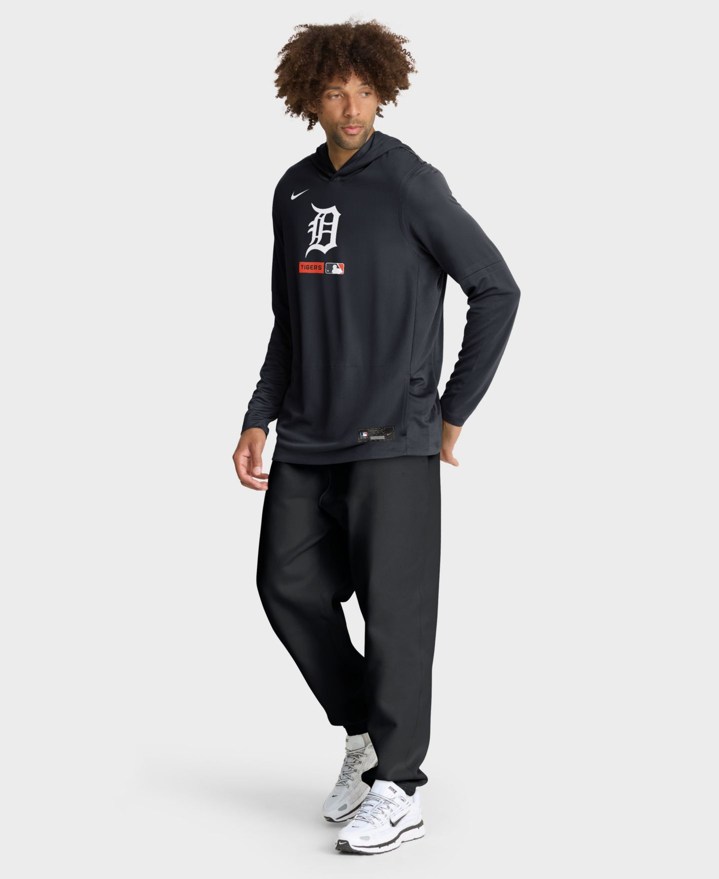 Мужская футболка Nike Navy Detroit Tigers Authentic Collection Dri-FIT Long Sleeve Hooded — фото 5