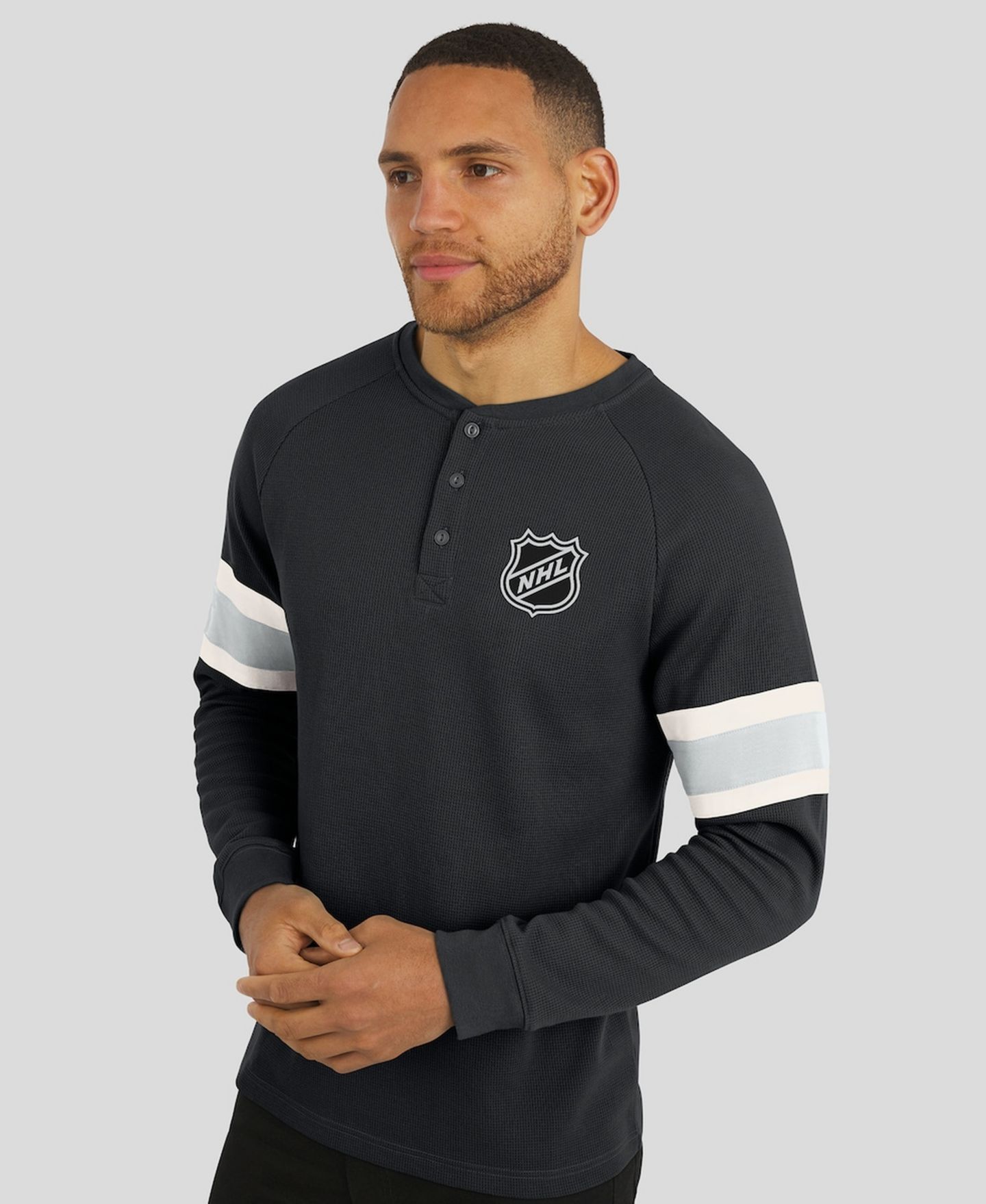 Мужская футболка Fanatics Black NHL Waffle-Knit Raglan Long Sleeve Henley — фото 4